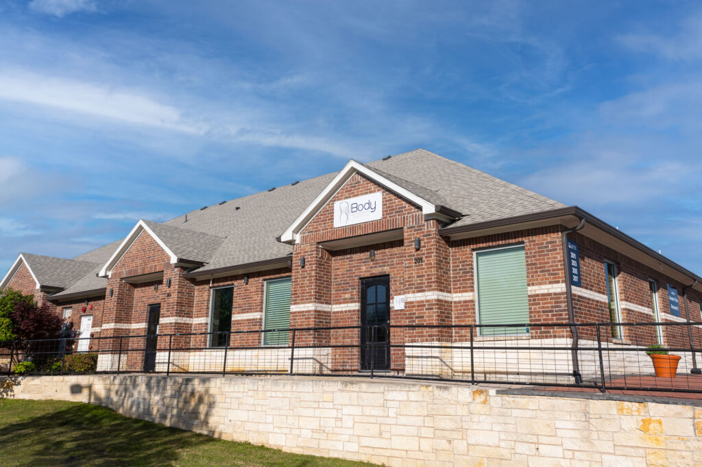 The Frisco Body Contouring building on the day that a patient is coming in for laser pigmentation treatment.